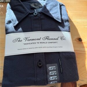 Vermont Flannel Women's Short Sleeve Tee - Navy